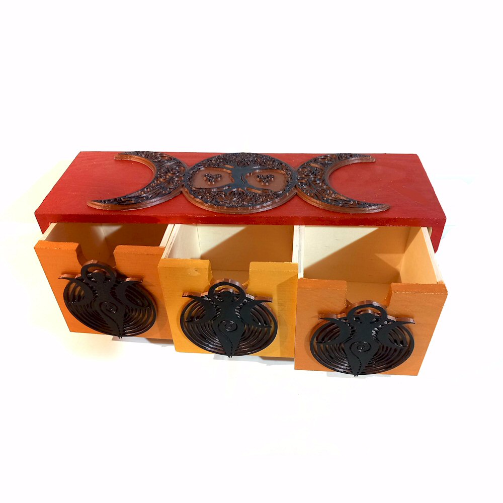 Chest of drawers "Hecate"