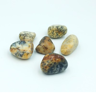 Dendritic opal or moss opal